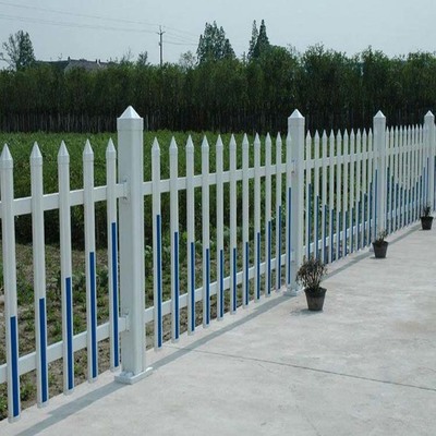 PVC塑鋼護欄在甘肅臨夏積石山綠化草坪中的應用